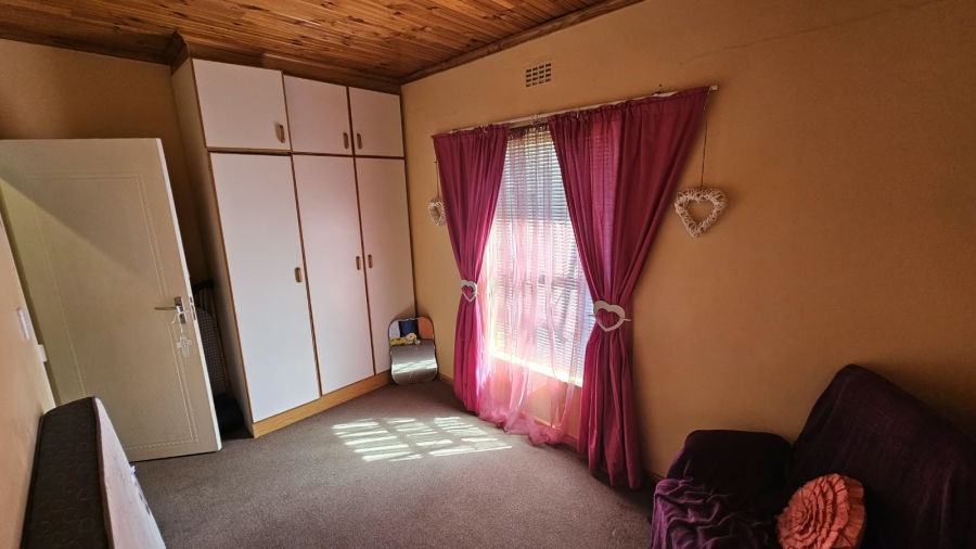 2 Bedroom Property for Sale in Wellington North Western Cape